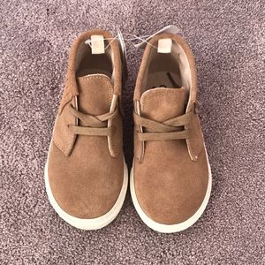 Gap Moccasin Style Sneaker